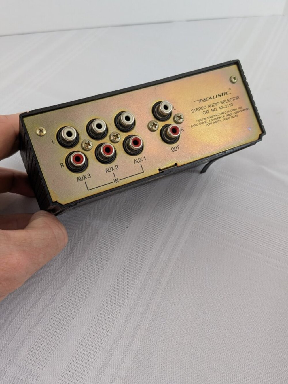 Realistic Stereo Audio Selector 3-Input Switcher Model 42-2110 - Picture 4 of 6